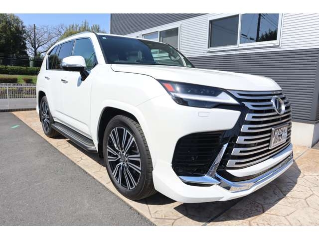 Lexus LX600 2026 22410